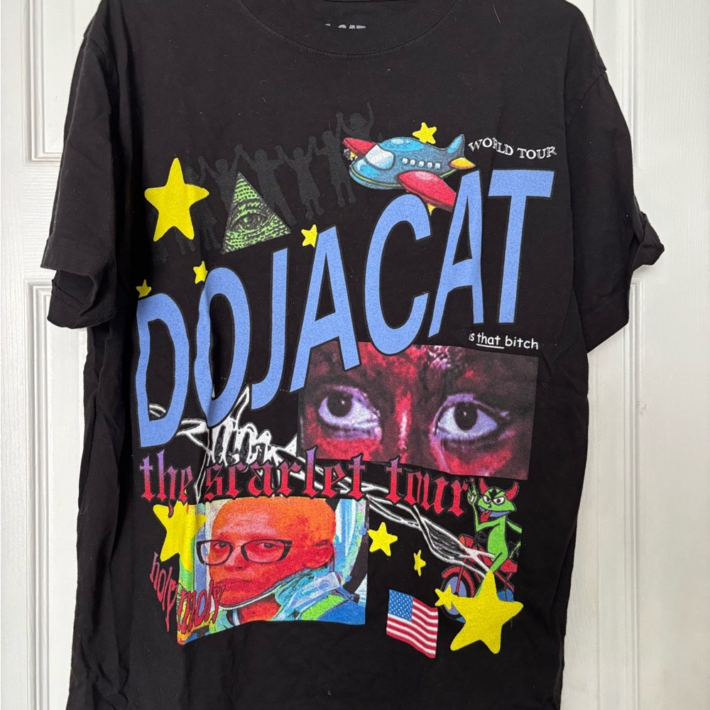 Doja Black Graphic T-Shirt